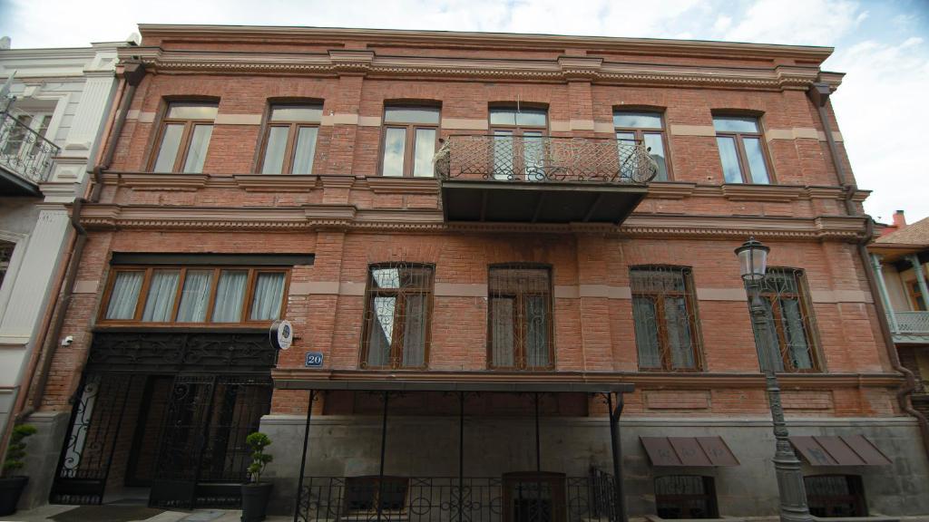 Boutique Hotel Manufactura Tbilisi Bagian luar foto