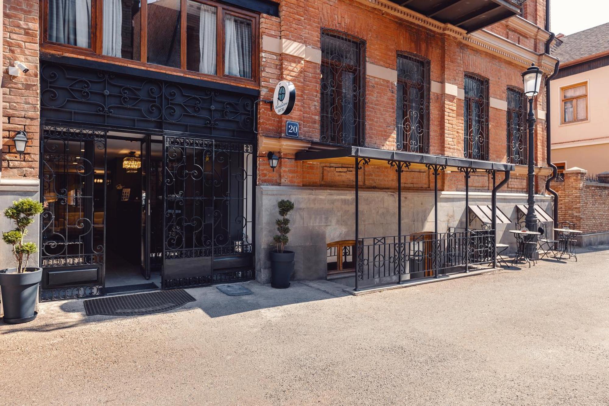 Boutique Hotel Manufactura Tbilisi Bagian luar foto