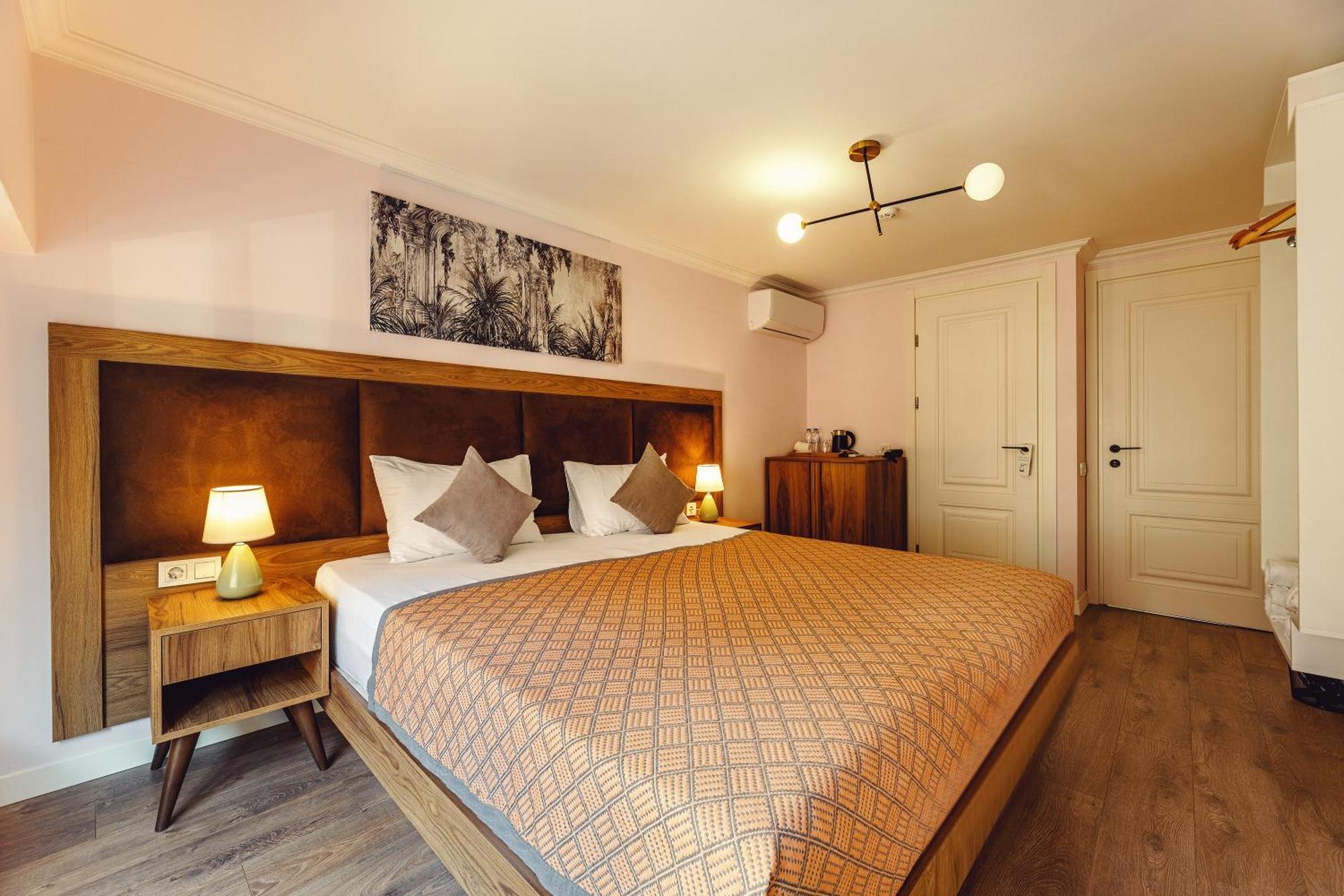 Boutique Hotel Manufactura Tbilisi Bagian luar foto