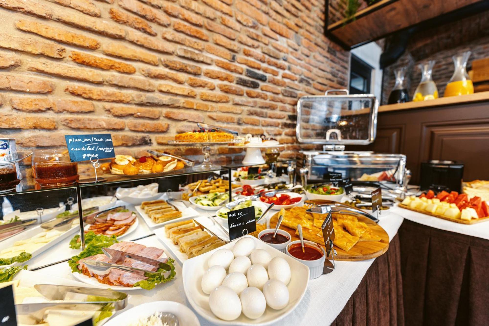 Boutique Hotel Manufactura Tbilisi Bagian luar foto